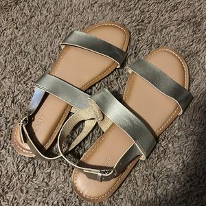 OLD NAVY pewter/goldish sandals size 10